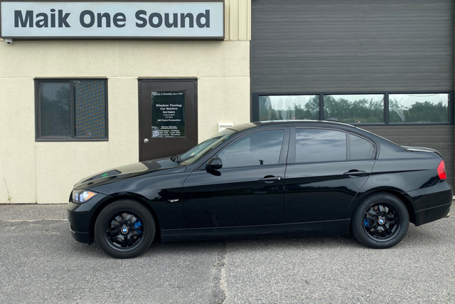 2007 BMW 323 with heat-reducing UV protection tint